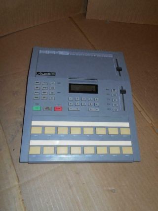 Vintage Alesis Hr - 16 High Sample Rate / 16 Bit Drum Machine