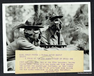 Ww2 Fort Benning 29th Infantry Div Gas Mask 37mm Anti - Tank Gun Press Photo 9 X 7