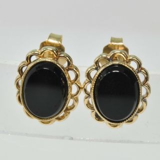 Vintage Ladies 14k Yellow Gold Black Onyx Scalloped Rim Stud Stick Earrings