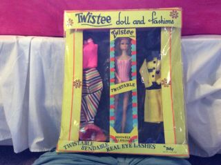 Twistee Doll And Fashions Twistable Bendable Real Eyelashes Totsy Manufacturing