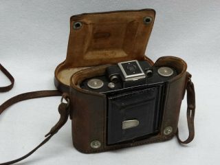 Vintage Zeiss Ikon Ikonta 530/2 Folding Rangefinder Camera W/ Leather Case