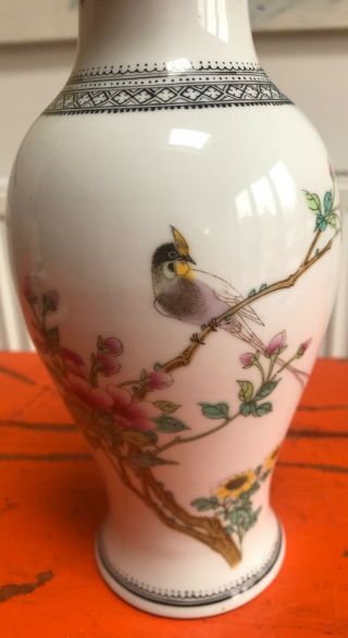 Antique Chinese hand painted porcelain vase mark to base 4