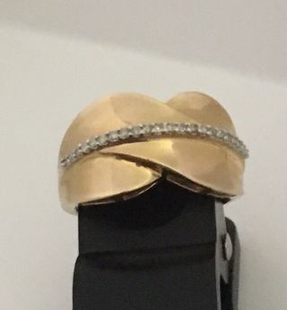 Vintage 10k Yellow Gold Ring With A Row Of Diamonds Sz 7