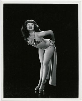 Burlesque Dancer & Motorcycle Racer Patti Waggin Vintage 1950s Pin - Up Photograph