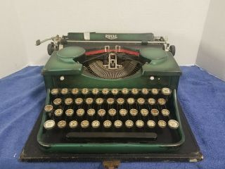 Antique 1930,  S Royal Duotone Model P Typewriter Two Tone Green