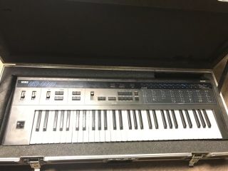 Korg Dw - 8000 61 - Key Synth Keyboard W/ Hard Case (vintage)