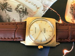 Vintage 1964 Solid 14K Yellow Gold Omega men ' s watch,  rare midsize model B6678 2