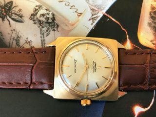 Vintage 1964 Solid 14K Yellow Gold Omega men ' s watch,  rare midsize model B6678 7