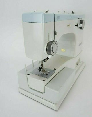 Vintage ELNA SU Type 62D Sewing Machine 8