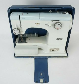 Vintage ELNA SU Type 62D Sewing Machine 9