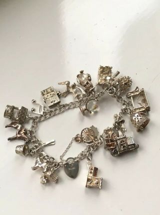 Beautifulsolid Silver Vintage Charm Bracelet With 22 Charms