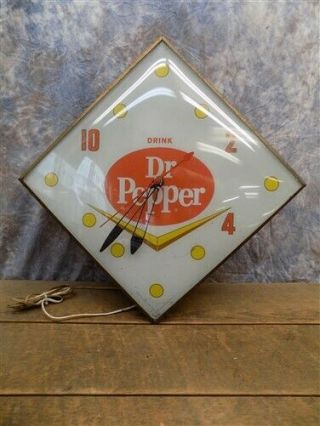 Drink Dr Pepper Lighted Bubble Glass Clock Pam Vintage Soda Advertising Sign