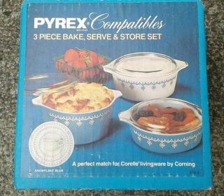 Vintage Pyrex Snowflake Garland Casserole Set 471,  472 & 473