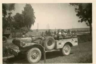 Org Wwii Photo: American Gi’s With Children In Dodge Wc