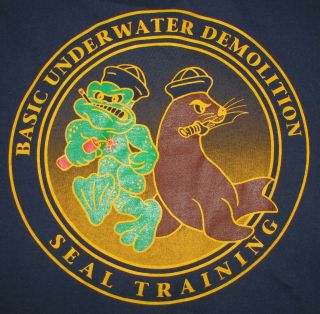 Vintage U.  S.  Navy Seals Basic Underwater Demolition Training Mens T Shirt 2xl