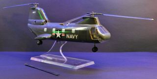 Vintage Boeing Vertol Ch - 46 Sea Knight Helicopter Desk Contractor Model