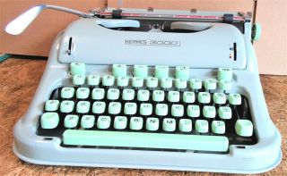 Vintage Hermes 3000 Portable Typewriter and Case Switzerland 3