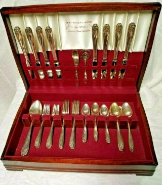 52 Piece 1847 Rogers Bros Daffodil Flower Silver Plate Flatware Set With Case