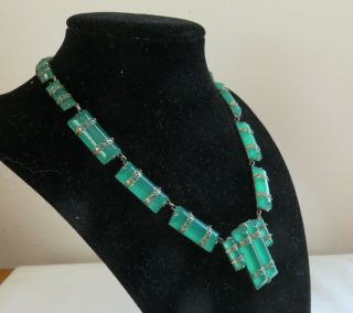 Vintage Art Deco Green Glass Necklace