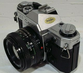 Vtg Canon AE - 1 35mm SLR Camera w 50mm f1.  8 Lens,  Battery VG, 4