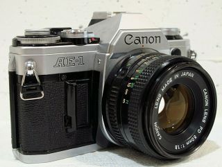 Vtg Canon AE - 1 35mm SLR Camera w 50mm f1.  8 Lens,  Battery VG, 6