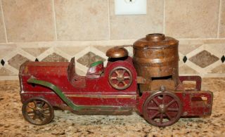 Vintage Early 1900 ' s Dayton Hillclimber Friction Fire Engine VN 2