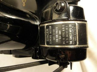1955 Singer Featherweight 221 - 1 Vintage Sewing Machine w/ Case 8