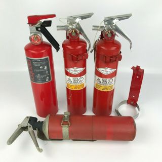 4 Vintage Fire Extinguishers Underwriters Laboratories,  Sentry,  Amerex,  Casco