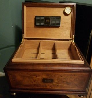 Vintage H.  Upmann Fabrica De Tabacos Cigar Humidor Humidifier Dr Collectors Box