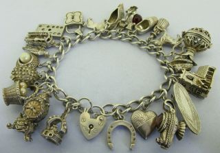 Heavy Vintage Solid Sterling Silver Charm Bracelet With 23 Charms 91 Grams