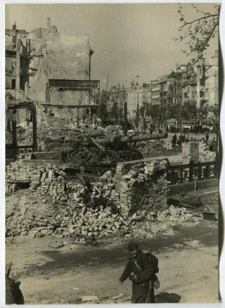Wwii Large Size Press Photo: Russian Howitzer In Ruined Recovering Berlin,  1945