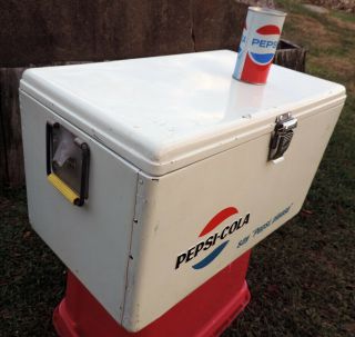Vintage 1960s Say Pepsi Please Old Soda Pop Cooler Rat Rod Dealer Accessory Can 2
