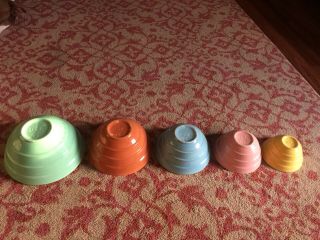 Vintage Bauer Pottery Ringware Design Nesting Mixing Bowls Complete Set of 5 3
