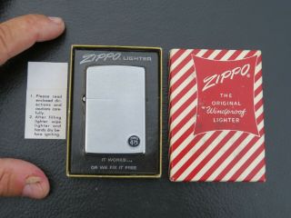 Nos Vintage 1976 Zippo Lighter W/sticker Price Tag In Striped Box Complete Mib