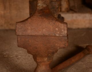 Antique VTG COLUMBIAN Blacksmith Post Vise Tool 4 - 3/4 