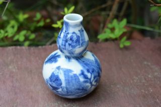 Antique Chinese Blue and White Double - Gourd Small Porcelain Vase 12