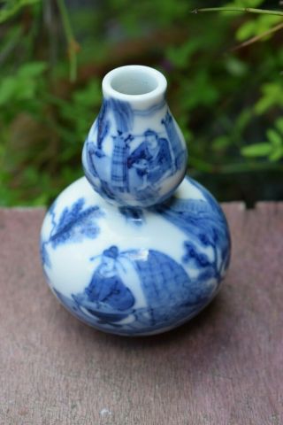 Antique Chinese Blue and White Double - Gourd Small Porcelain Vase 2