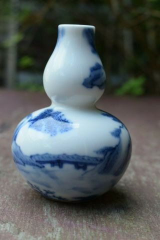 Antique Chinese Blue and White Double - Gourd Small Porcelain Vase 5