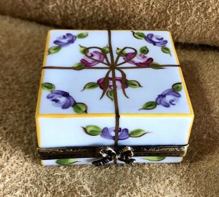 Vintage Limoges France Peint Main Trinket Box Cake Box