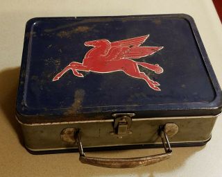 Vintage Rusty Crusty Mobiloil Mobil Oil / Gas Lunch Box Pegasus Signage Mobilgas