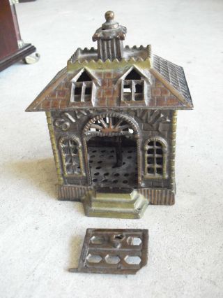 Vintage Cast Iron Penny Bank House Building Bank 5 1/2 " Tall