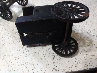 Vtg Cast Iron Metal Amish Horse Drawn Buggy Carriage Wagon with Driver,  and Kids 5