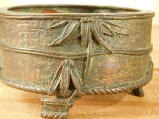 Unusual Antique Chinese Bronze Footed Jar Vessel Tripod Censer 6