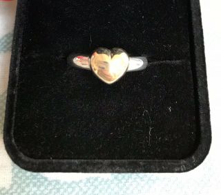 Vintage Sterling Silver Band Ring Set With 14ct (585) Gold Heart.  Size P