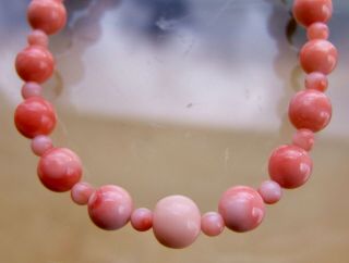 Lovely Vintage Real Carved Graduated Pink Coral Bead Necklace 17g