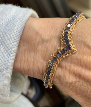 Vintage Estate 14k Yellow Gold And Blue Sapphire Hinged Bangle Bracelet