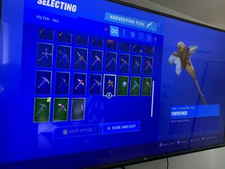 OG Purple Skull Trooper,  Galaxy Skin,  Black Knight and Other Rare Skins. 11