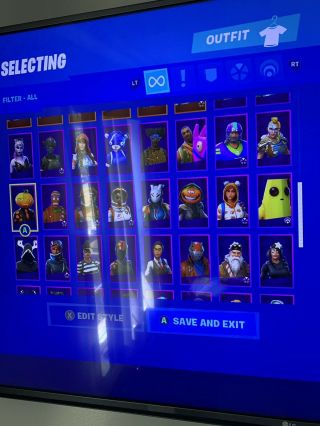 OG Purple Skull Trooper,  Galaxy Skin,  Black Knight and Other Rare Skins. 4