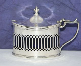 Large Heavy Solid Silver Mustard Pot By Haseler & Bill Chester 1921