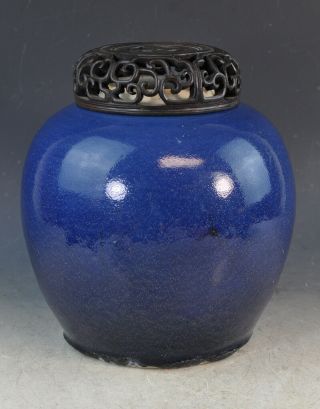 Antiqu.  Chinese Blue Porcelain Covered Ginger Jar